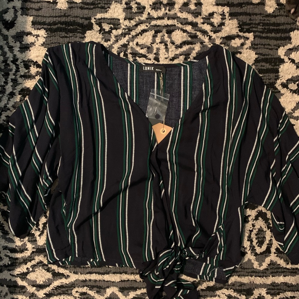 Crop blouse